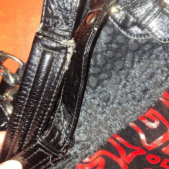 👜 Red Letters Black Purse HandBag - Picture 5 of 7